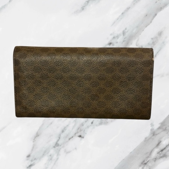 CELINE Triomphe Long Wallet Bifold Brown with Metal Clasp - Picture 2 of 6